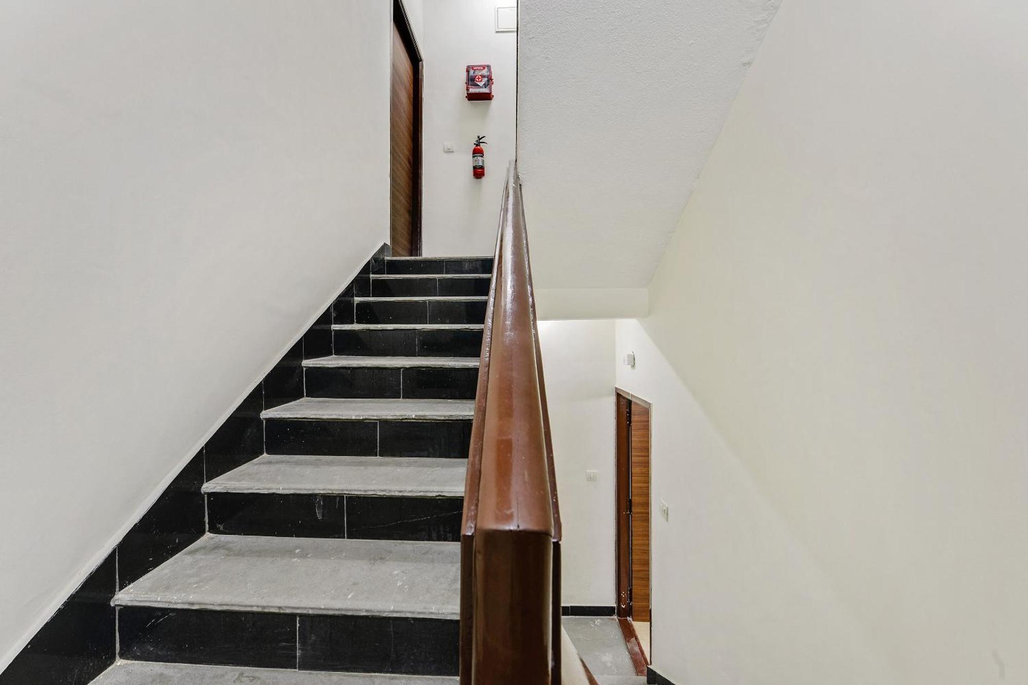 Hotel O Home G-Cloud Near Thirumangalam Metro Station Τσενάι Εξωτερικό φωτογραφία