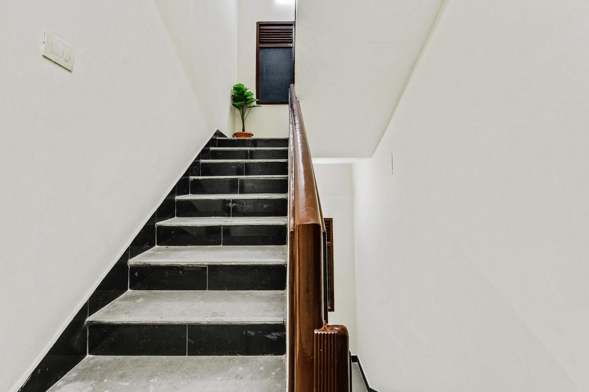 Hotel O Home G-Cloud Near Thirumangalam Metro Station Τσενάι Εξωτερικό φωτογραφία